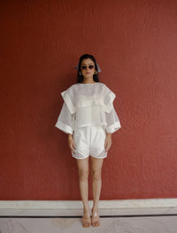 White lily coord set
